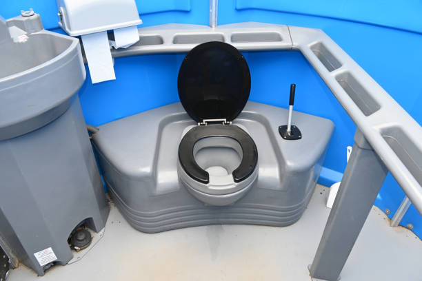 Best Construction site porta potty rental  in Green Oaks, IL