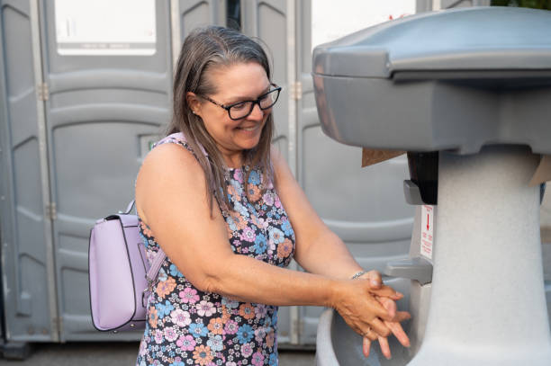 Best Portable bathroom rental  in Green Oaks, IL
